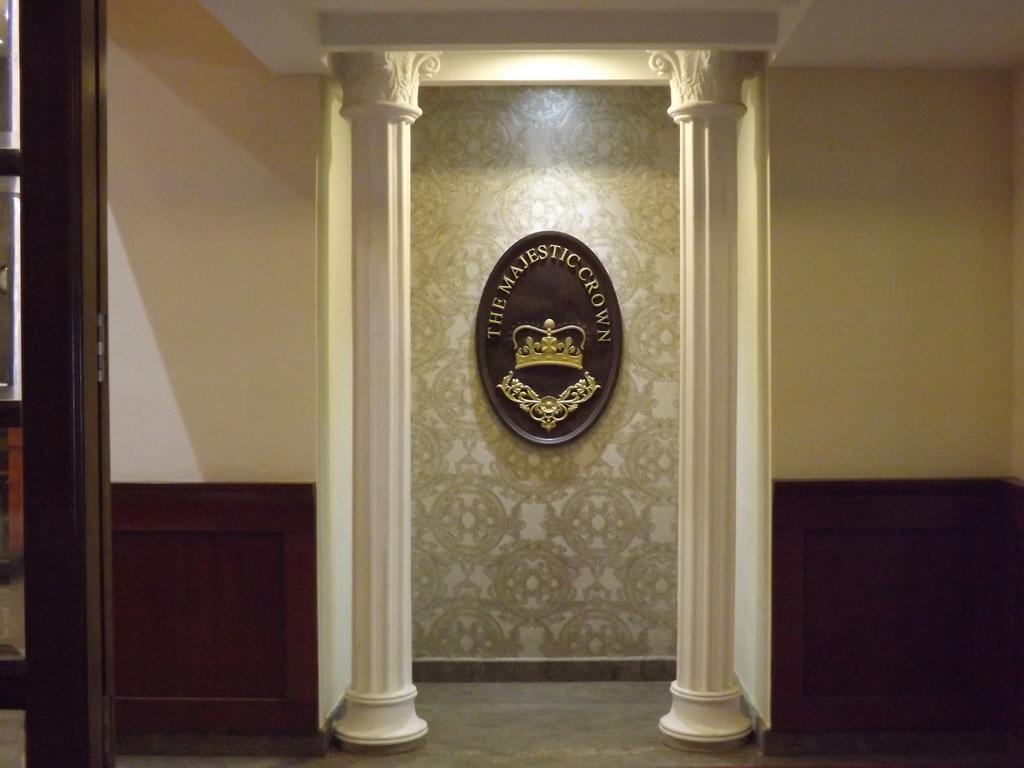 The Majestic Crown Hotel Ooty Exterior foto